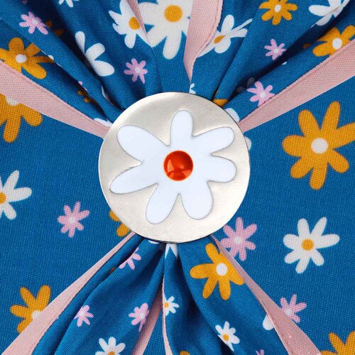daisy scarf slide